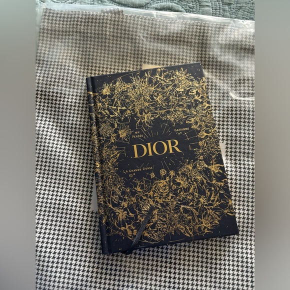 Christian Dior Bundle (Tote Bag, twilly and a notebook) - Picture 2 of 5